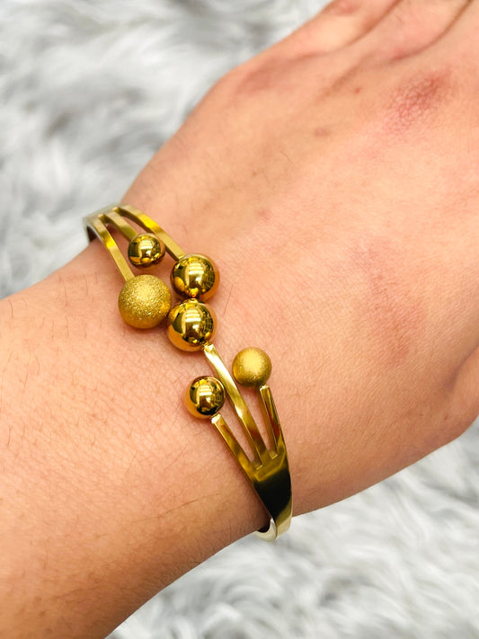 18K Gold Plated Everyday Style Bracelet – Waterproof & Adjustable