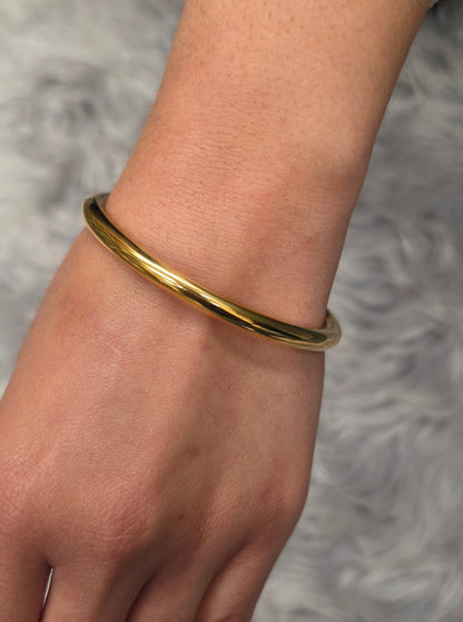 18 K Gold Plated Waterproof Solid Bracelet