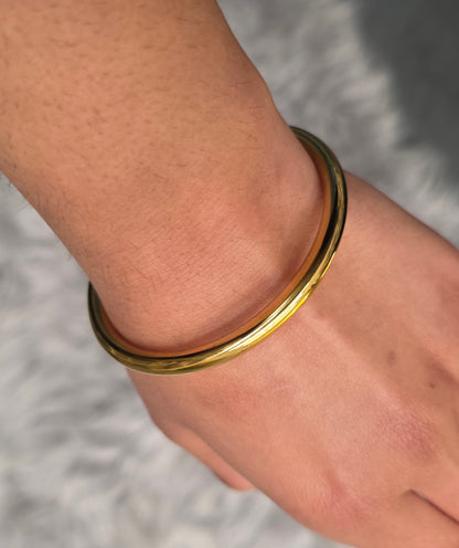 18 K Gold Plated Waterproof Solid Bracelet