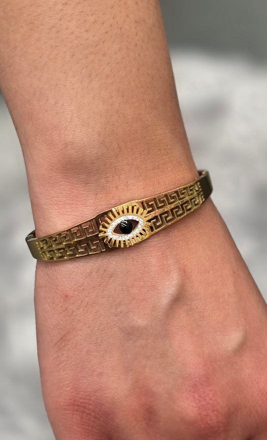 Evil Eye Cuff Bracelet – 18K Gold Plated, Waterproof & Skin-Safe