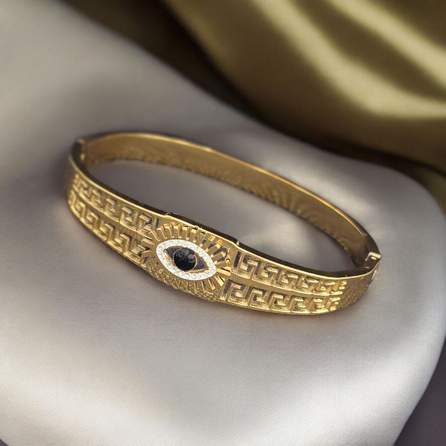 Evil Eye Cuff Bracelet – 18K Gold Plated, Waterproof & Skin-Safe